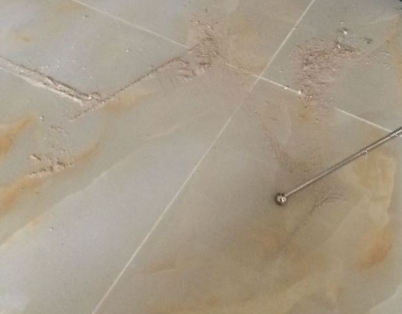 壶关瓷砖空鼓维修公司分享粘合剂选择不当在瓷砖铺贴过程中可能导致以下问题